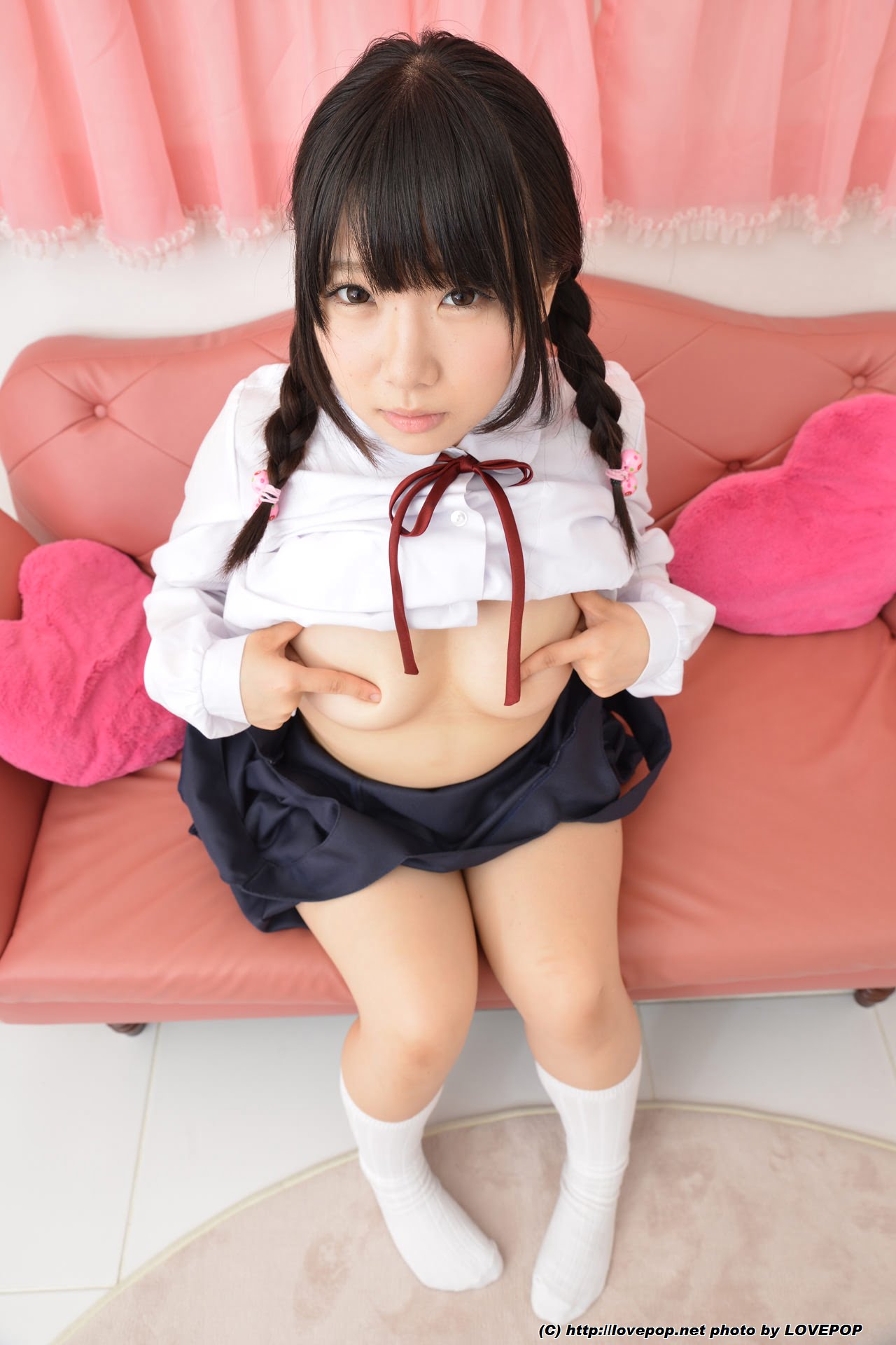 愛須心亜の白ハイソックスな女子校生制服画像 愛須心亜の白ハイソックスな女子校生制服画像