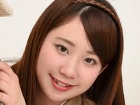 現役ＪＫ葉山夏恋の女子校生制服コスプレ画像