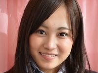 浅野えみの白ハイソックスな女子校生制服画像