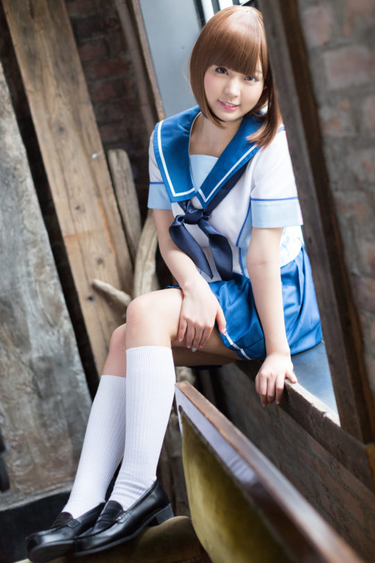 彩乃なな