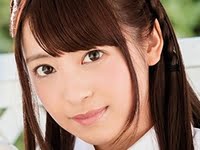 元アイドルの桜もこがＪＫ制服半脱ぎセックス