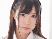 伊藤里織 グレイのベストにニーハイな女子校生画像