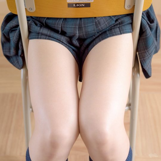 女子校生の太もも
