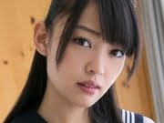 安藤遥 紺色ハイソックスなセーラー服画像