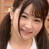 平野もえ 白ハイソックスの制服で挑発パンチラ