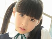 花桃こひな スレンダー美脚なＪＫ制服画像