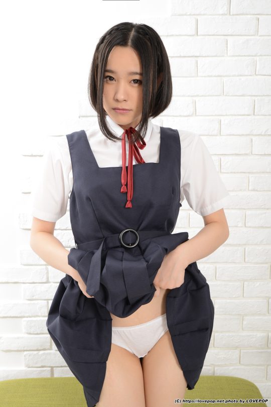 初乃ふみか