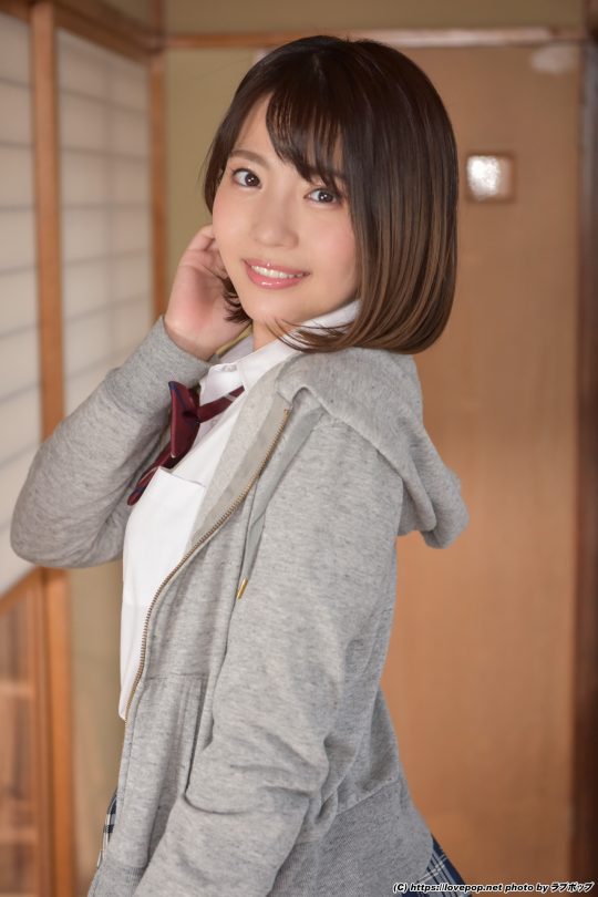 佐々木萌香