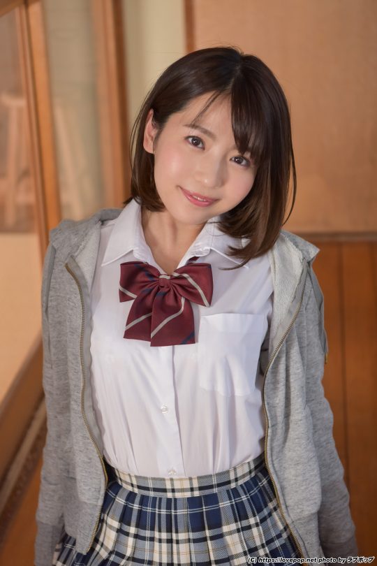 佐々木萌香