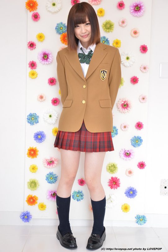 麻衣花なつ