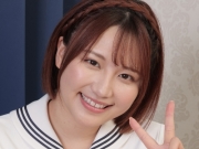 天月あず 白ハイソックスなセーラー服画像