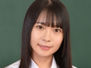 円井萌華 紺色＆白ハイソックスなプリスカ制服画像