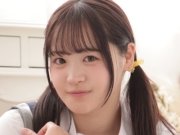 若月もあ 白＆紺色ハイソックスなプリスカ制服画像
