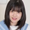乙羽あむ 白ハイソックスなセーラー服画像