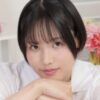 柴崎はる 白ソックスや紺色ハイソックスの制服画像