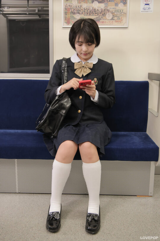 佐々木萌香