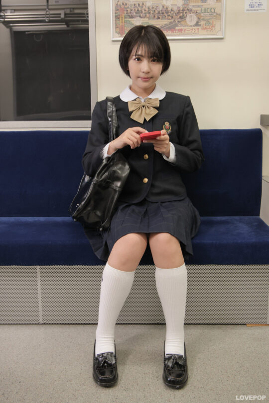 佐々木萌香