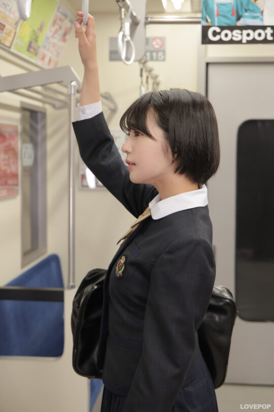 佐々木萌香