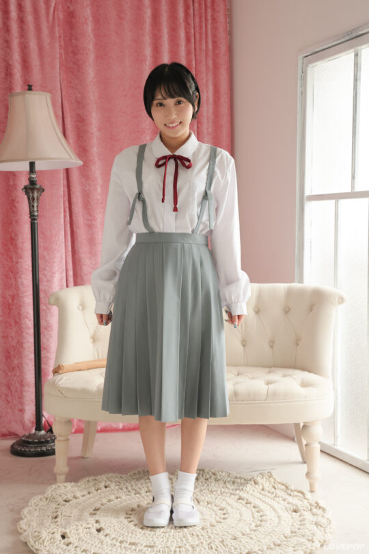 山間あゆ