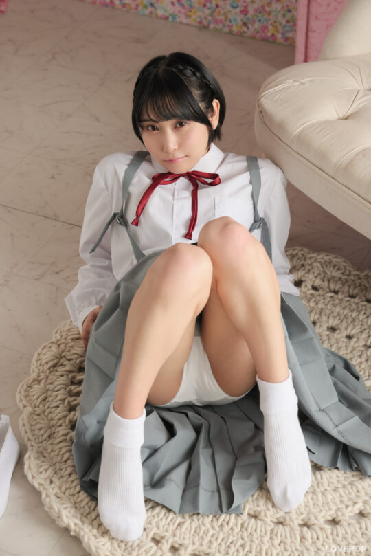 山間あゆ