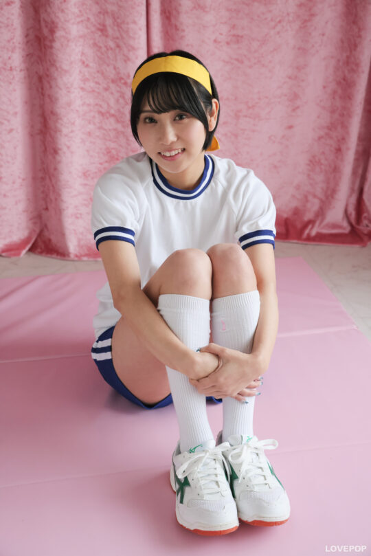 山間あゆ