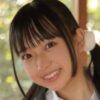 入間ゆい 白ハイソックスなブレザー制服画像