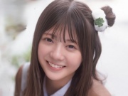 冨里奈央